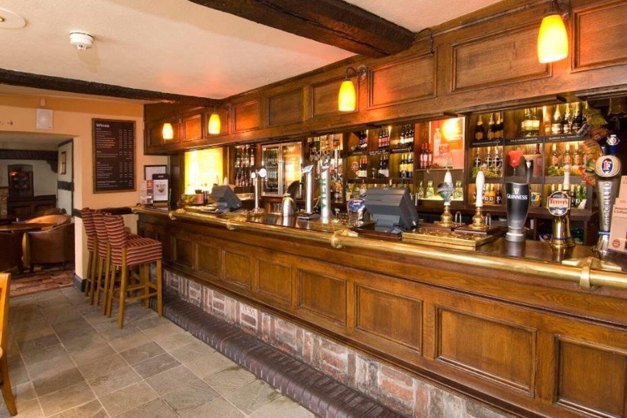 Premier Inn Knutsford Exterior foto